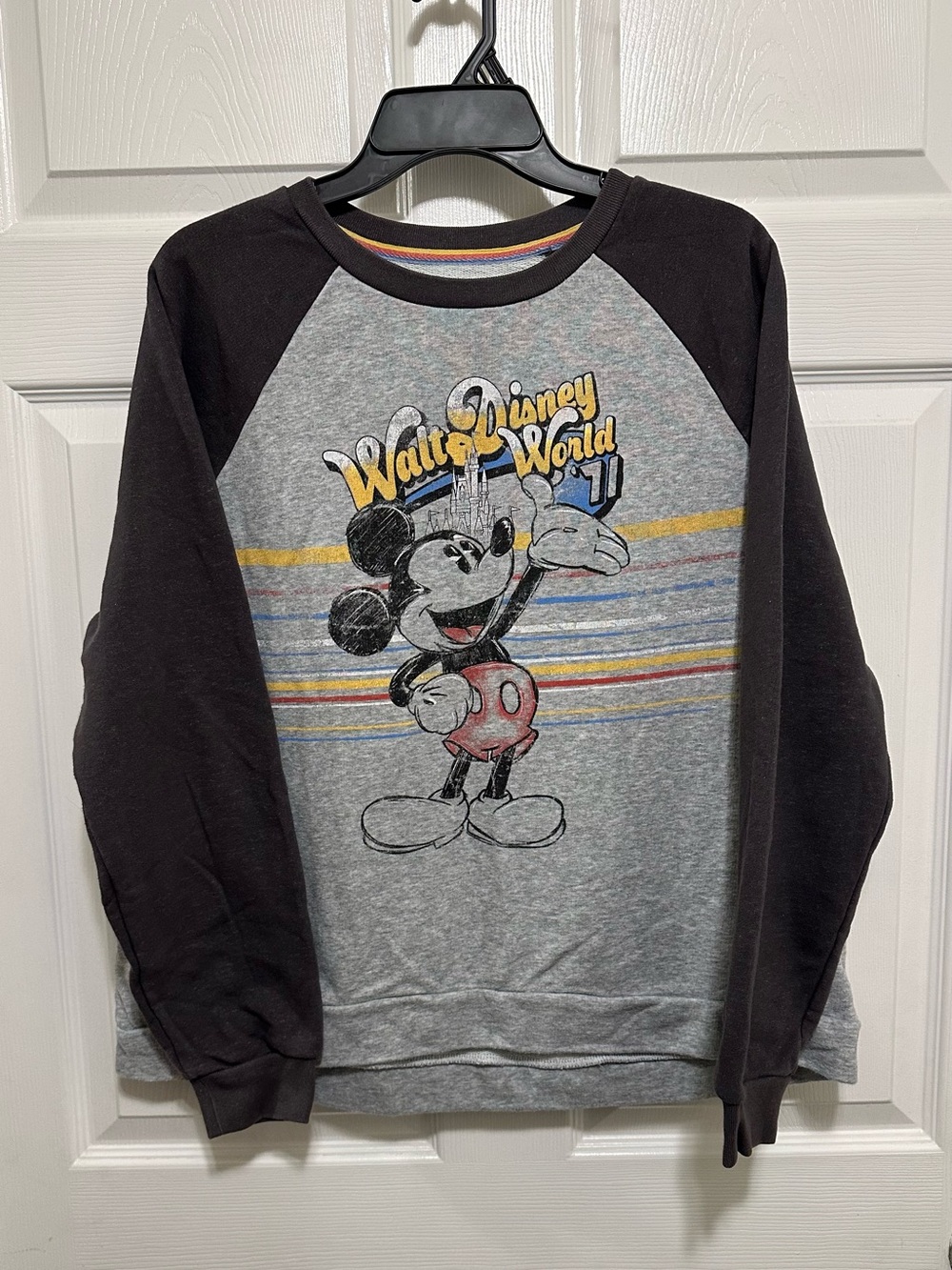 Disney Parks Walt Disney World 71 Mickey Mouse Raglan Sweatshirt Gray Black 1X